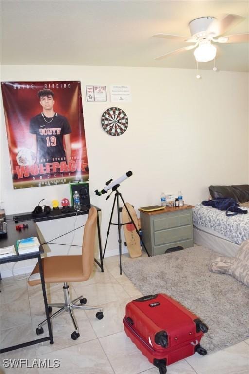 bedroom featuring ceiling fan