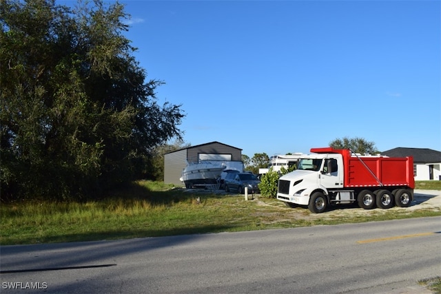 Listing photo 2 for 2706 40th St SW, Lehigh Acres FL 33976