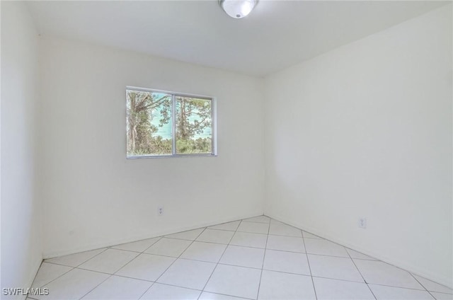 934 Garnet Ave, Lehigh Acres, FL 33974 - view of unfurnished room