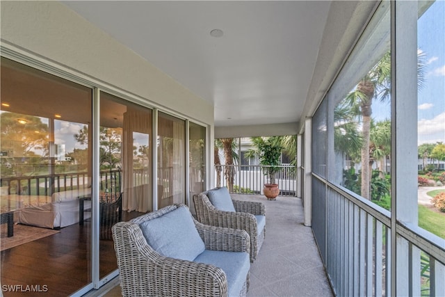 view of sunroom / solarium