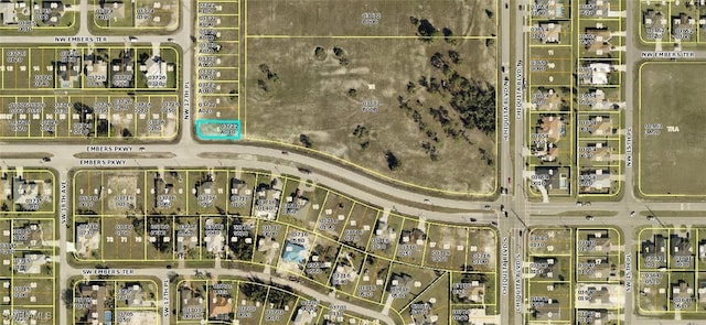 Listing photo 3 for 1 NW 17th Pl, Cape Coral FL 33993