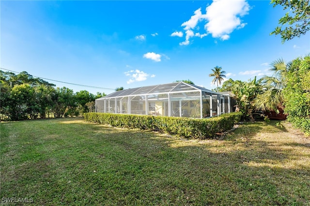 view of yard featuring a lanai