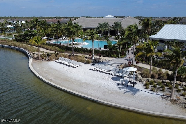 bird's eye view with a water view