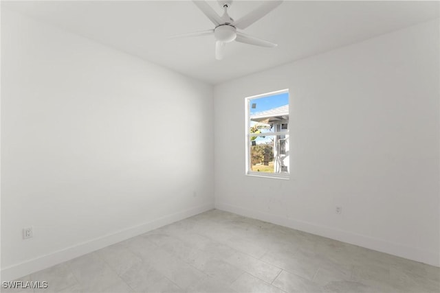 empty room with ceiling fan