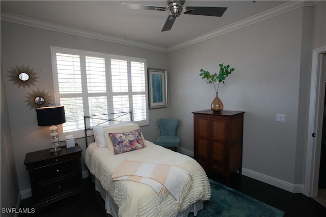 bedroom with crown molding and ceiling fan