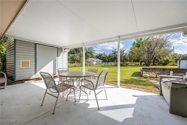 view of sunroom / solarium