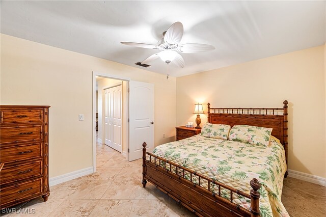 bedroom featuring ceiling fan