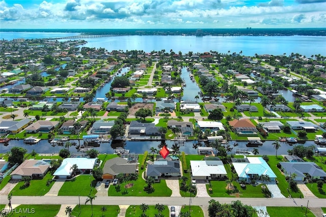 bird's eye view featuring a water view