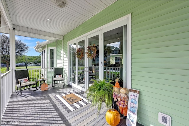 view of sunroom / solarium