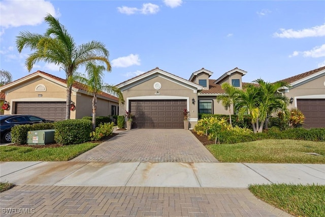 view of front facade with a garage