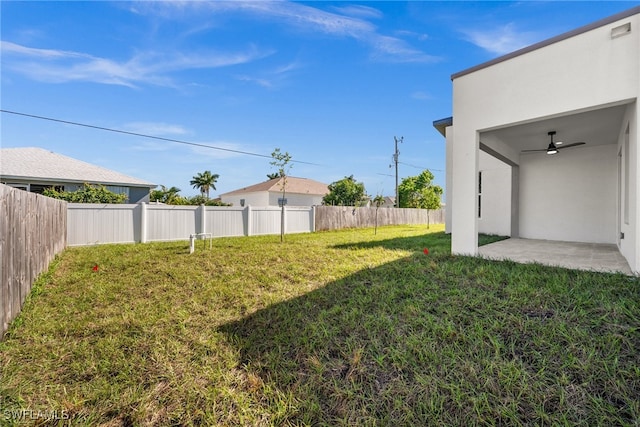 view of yard with a patio