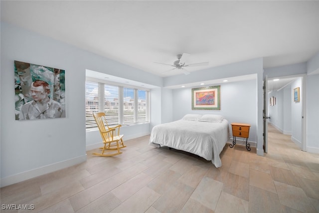 bedroom with ceiling fan