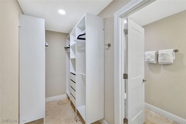 view of spacious closet