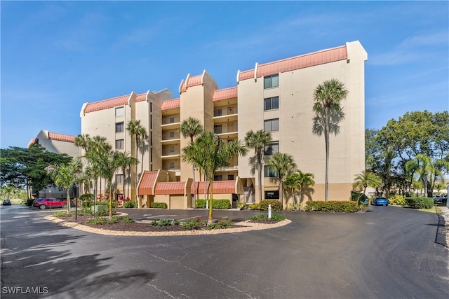7119 Lakeridge View Ct Unit 401, Fort Myers, FL 33907 - view of apartment building / complex