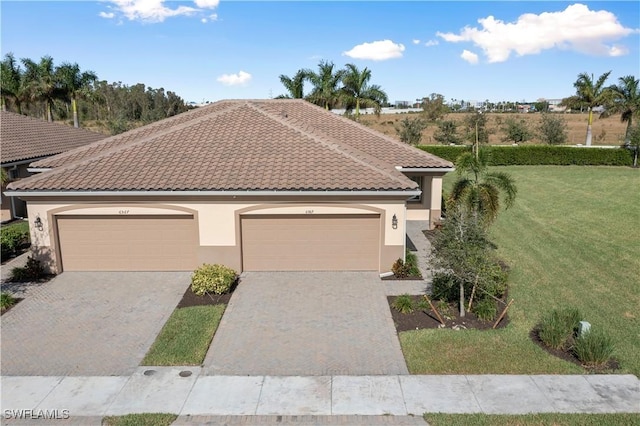 view of front of house with a front yard