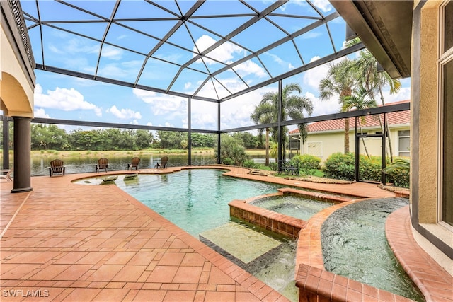 view of swimming pool featuring a water view, a lanai, an in ground hot tub, and a patio