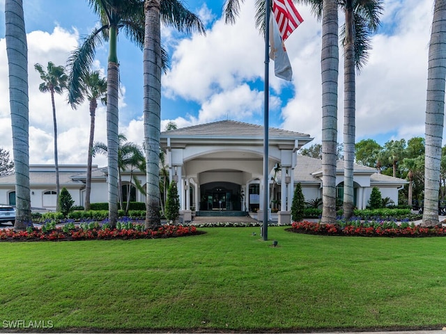 view of building exterior