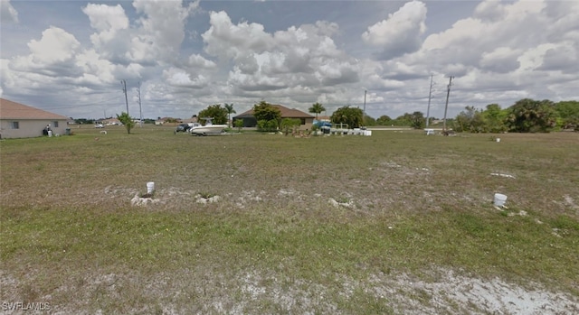 Listing photo 3 for 1915 NW 7th Ter, Cape Coral FL 33993