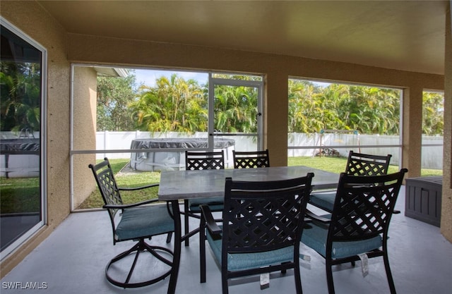 view of sunroom / solarium