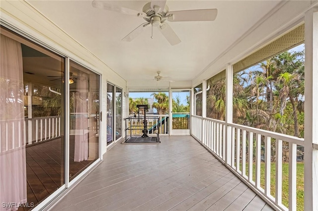 deck with ceiling fan