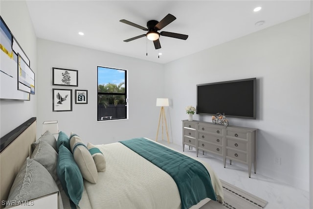 bedroom featuring ceiling fan