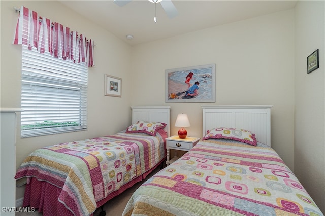 bedroom featuring ceiling fan