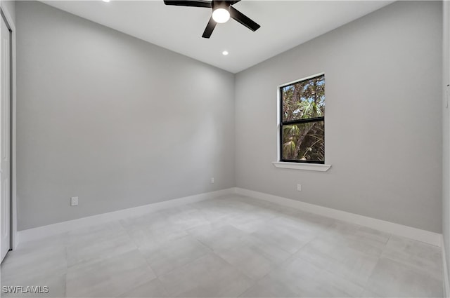 empty room featuring ceiling fan