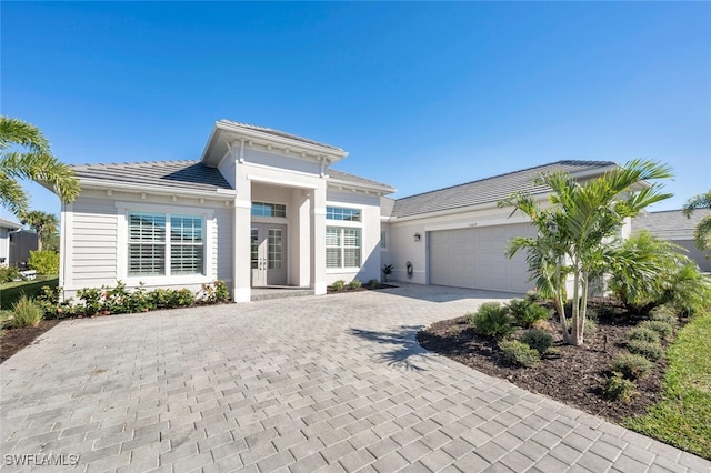 view of front facade with a garage