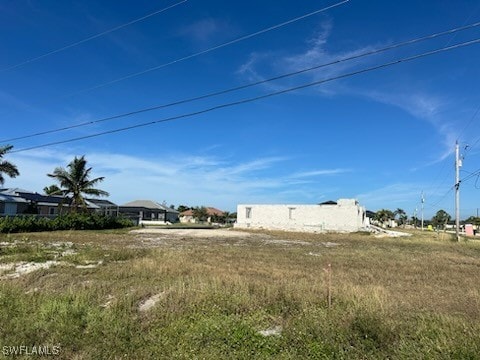 2300 NW 38th Pl, Cape Coral FL, 33993 land for sale