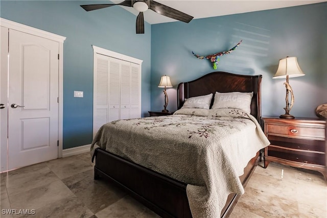 bedroom featuring a closet and ceiling fan