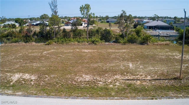 Listing photo 2 for 1919 NW 26th St, Cape Coral FL 33993