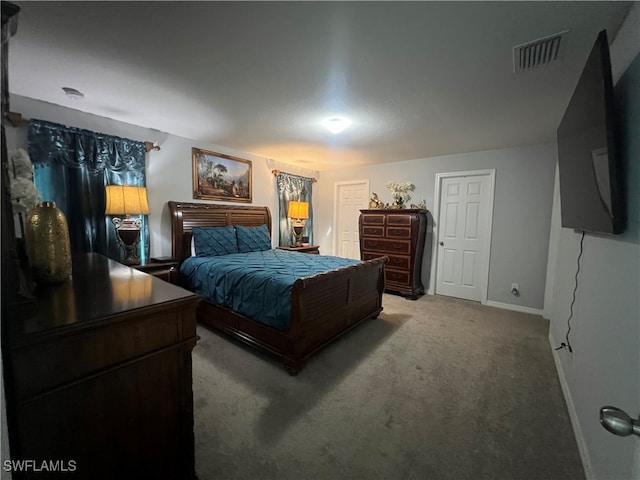 bedroom featuring carpet flooring