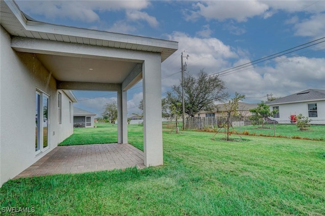 view of yard with a patio area