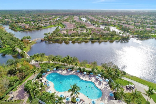 bird's eye view featuring a water view