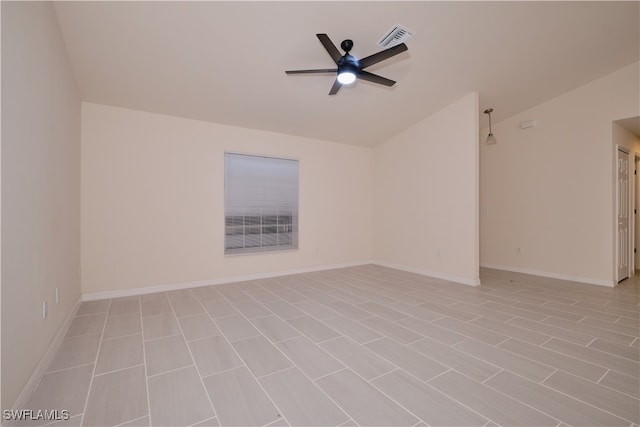 empty room featuring ceiling fan