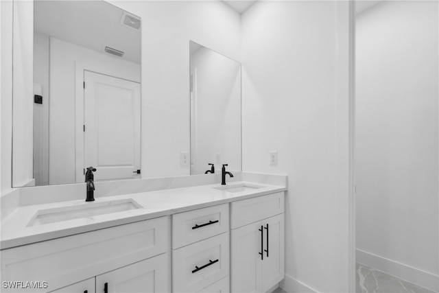 bathroom with vanity