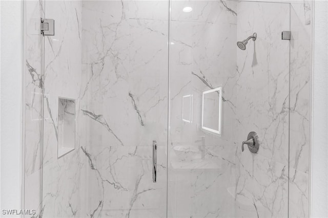 7029 Palpano Cir, Labelle, FL 33935 - detailed view of a marble finish shower