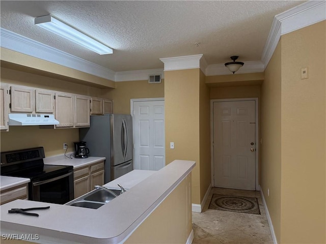 kitchen featuring stainless steel fridge, ornamental molding, a textured ceiling, sink, and black range with electric stovetop