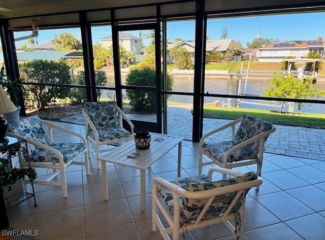 view of sunroom / solarium