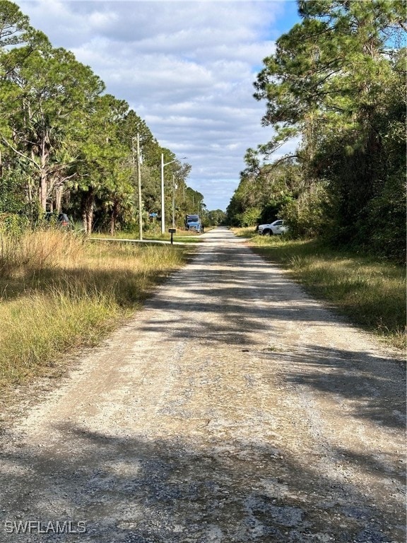 Listing photo 3 for 3604 48th St W, Lehigh Acres FL 33971