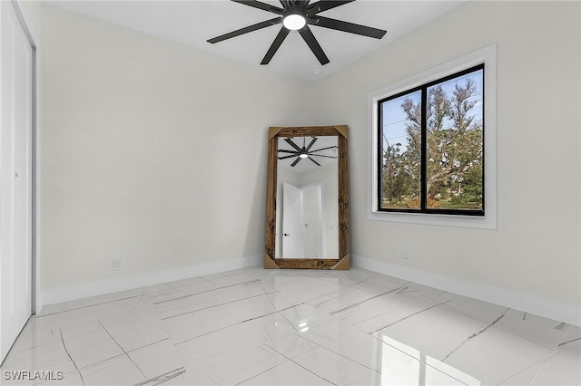 empty room with ceiling fan