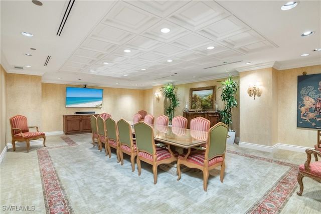 dining space featuring ornamental molding