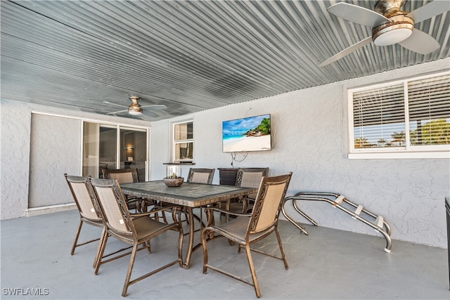 view of patio with ceiling fan