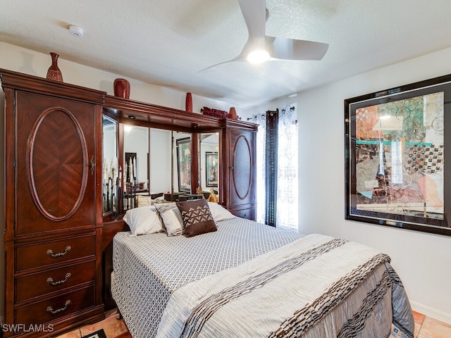 bedroom featuring a textured ceiling