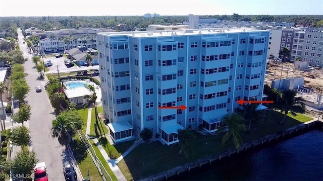 bird's eye view featuring a water view