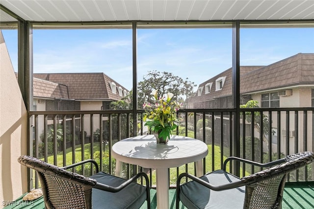 view of sunroom / solarium