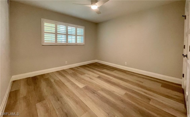 unfurnished room featuring light hardwood / wood-style flooring and ceiling fan