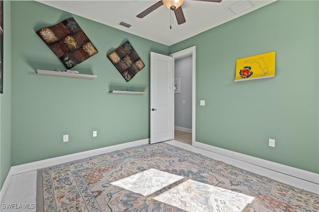 unfurnished bedroom with ceiling fan