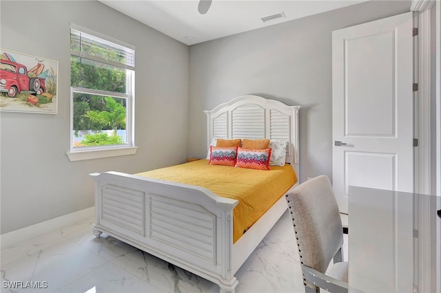 bedroom featuring ceiling fan