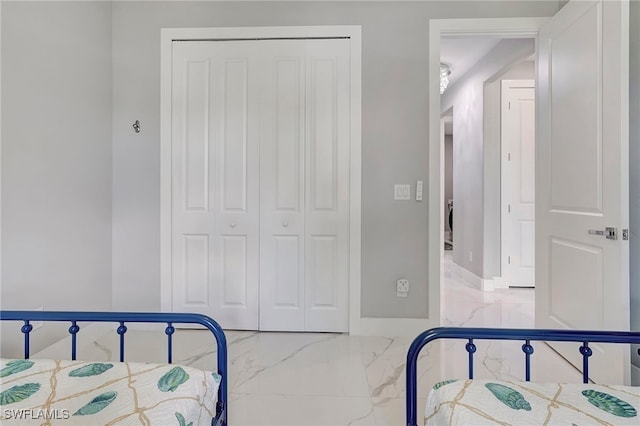 bedroom with a closet